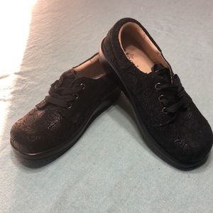 ALEGRÍA KIM LEATHER UPPER